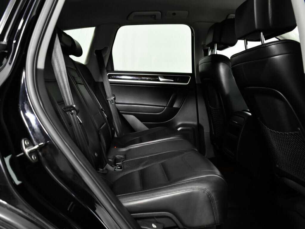 Volkswagen Touareg с пробегом — 2011 год. Фото: #9