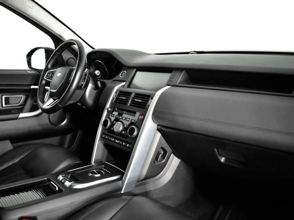 Land Rover Discovery Sport с пробегом — 2018 год. Фото: #8