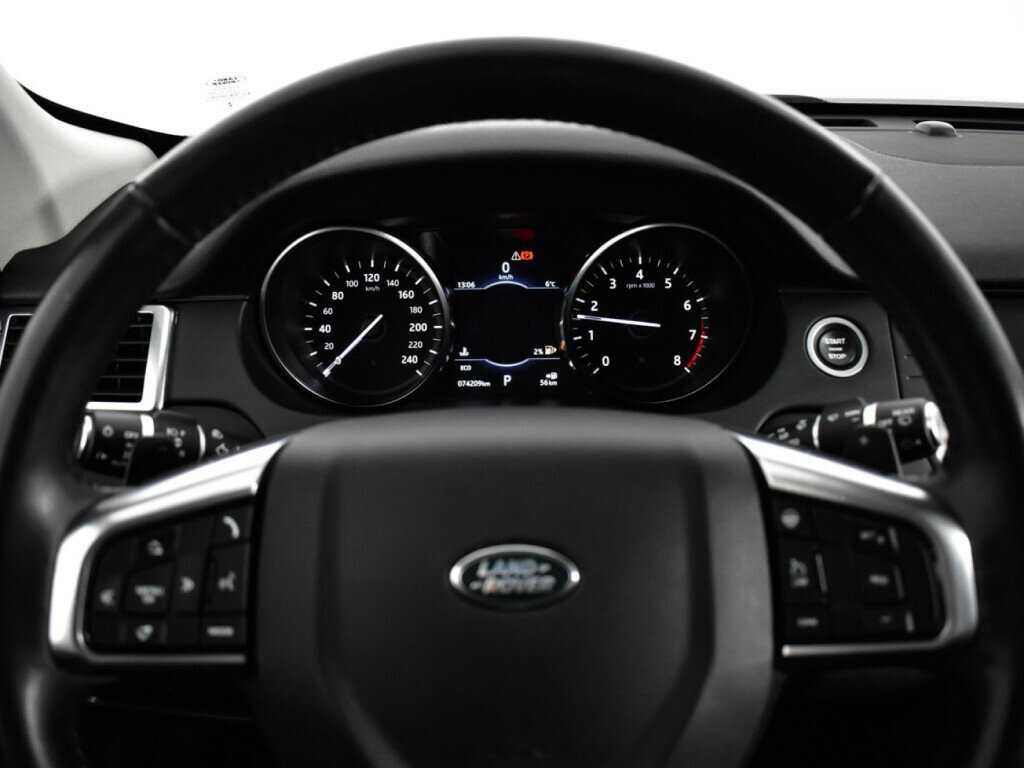 Land Rover Discovery Sport с пробегом — 2018 год. Фото: #10