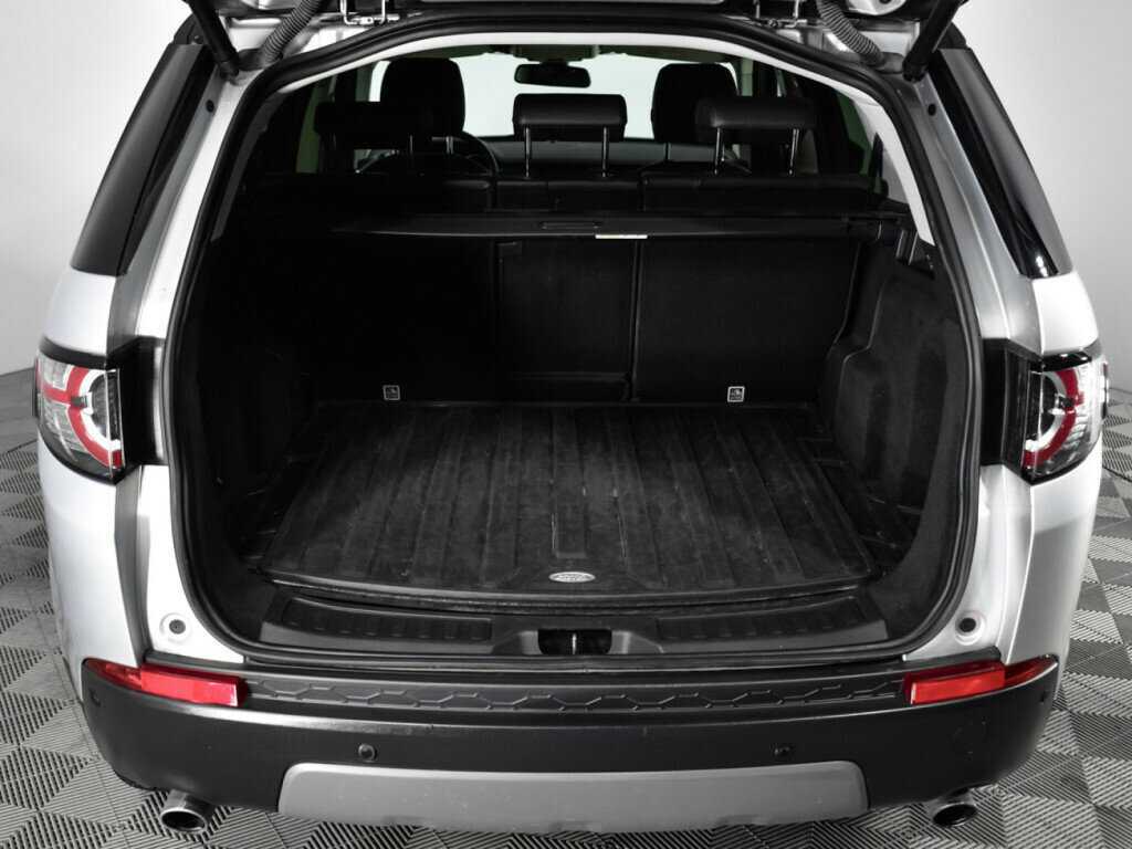 Land Rover Discovery Sport с пробегом — 2018 год. Фото: #17