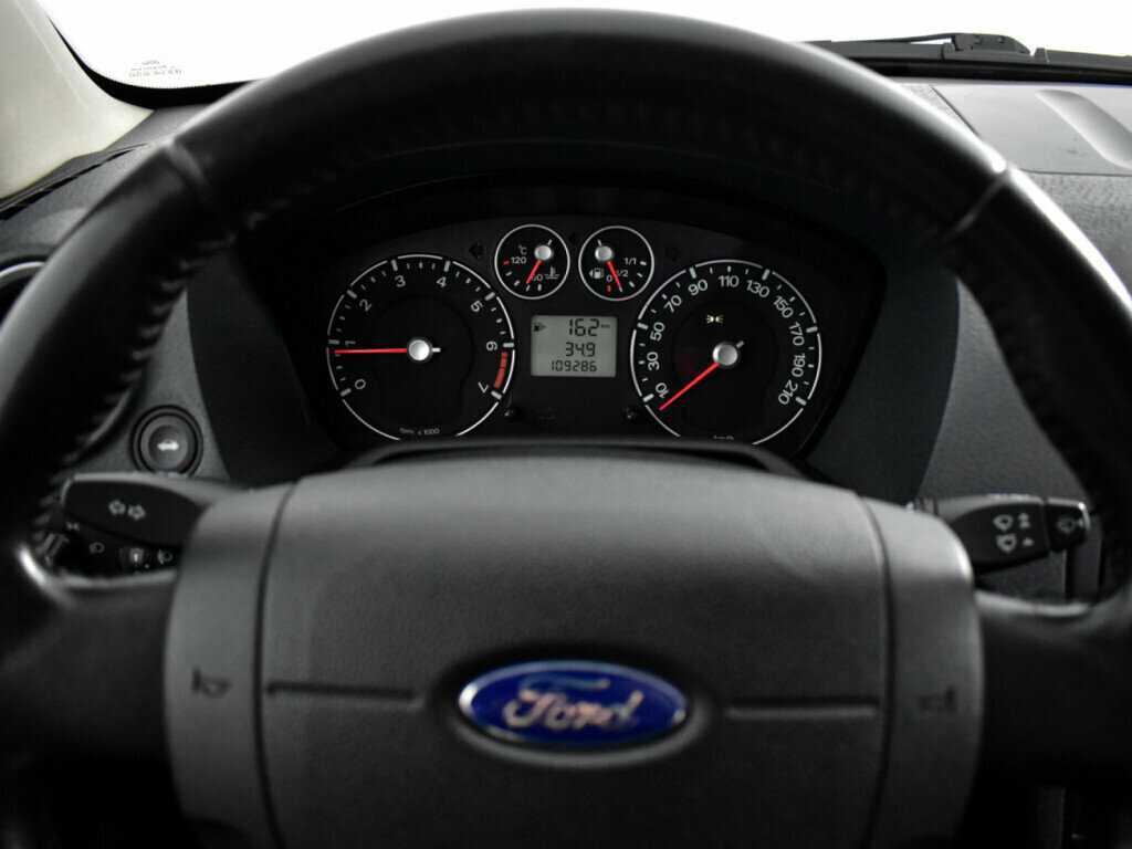 Ford Fusion с пробегом — 2007 год. Фото: #14