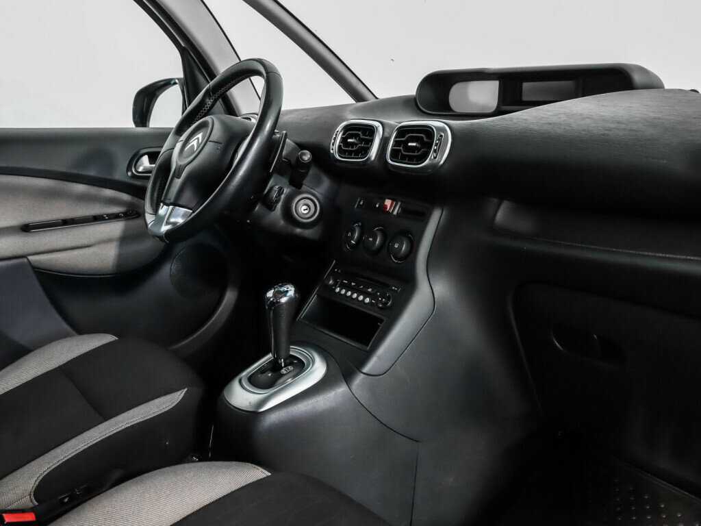 Citroen C3 Picasso с пробегом — 2013 год. Фото: #10