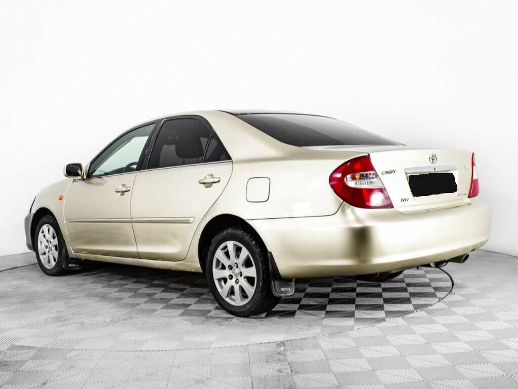 Toyota Camry с пробегом — 2004 год. Фото: #6