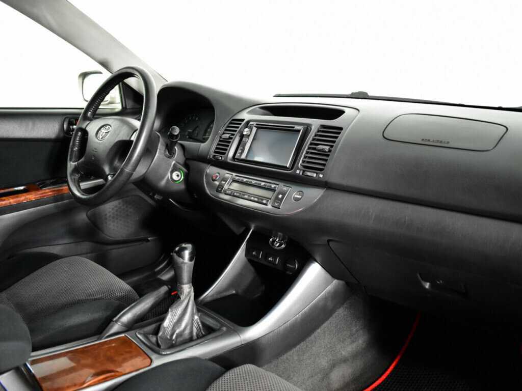 Toyota Camry с пробегом — 2004 год. Фото: #8