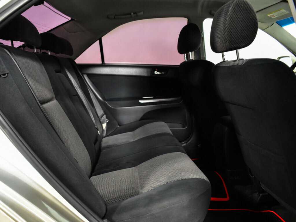 Toyota Camry с пробегом — 2004 год. Фото: #9