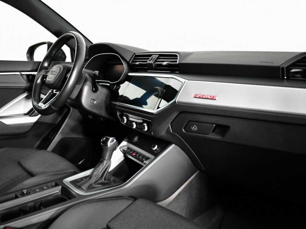 Audi Q3 Sportback с пробегом — 2020 год. Фото: #8