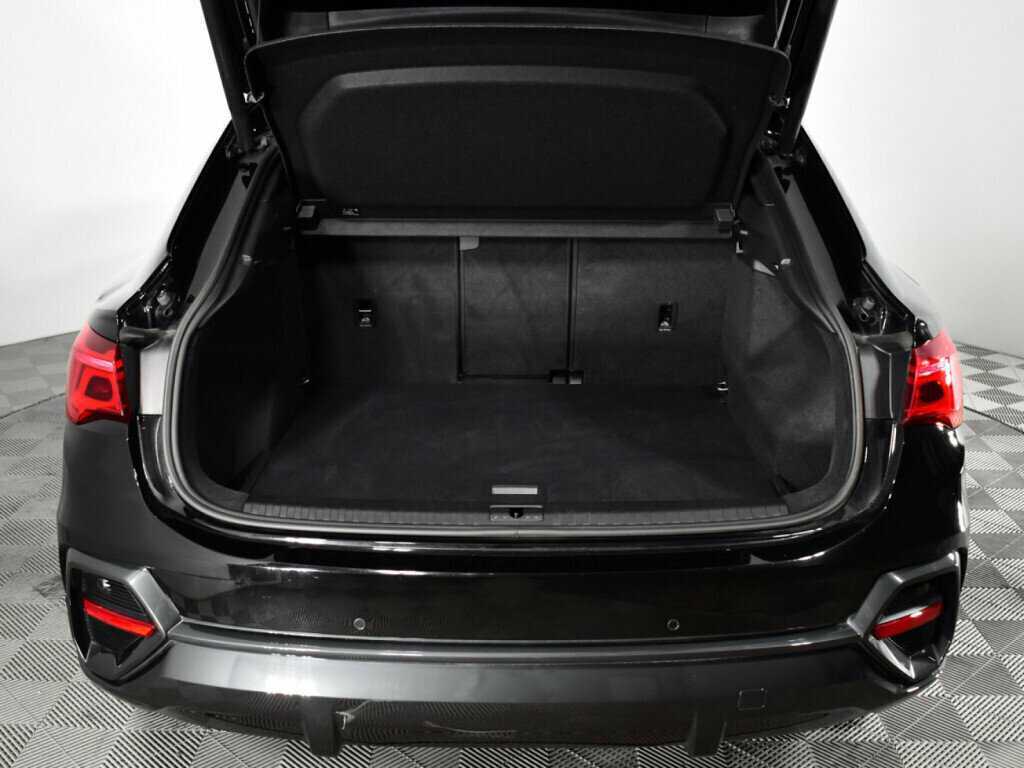 Audi Q3 Sportback с пробегом — 2020 год. Фото: #17