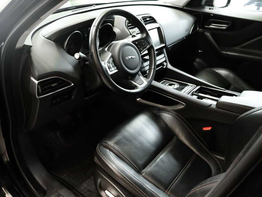 Jaguar F-Pace с пробегом — 2020 год. Фото: #10