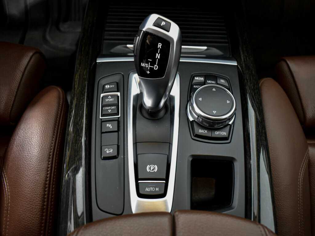 BMW X5 с пробегом — 2015 год. Фото: #7
