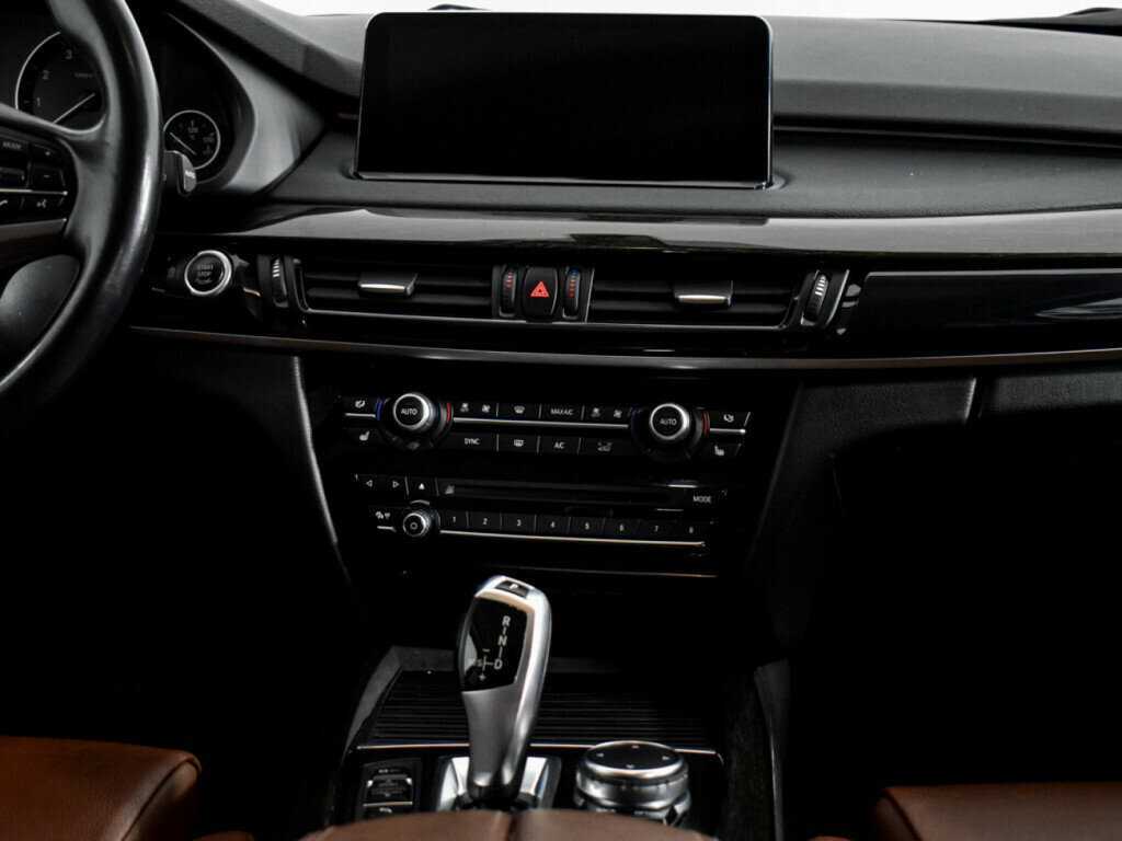 BMW X5 с пробегом — 2015 год. Фото: #12
