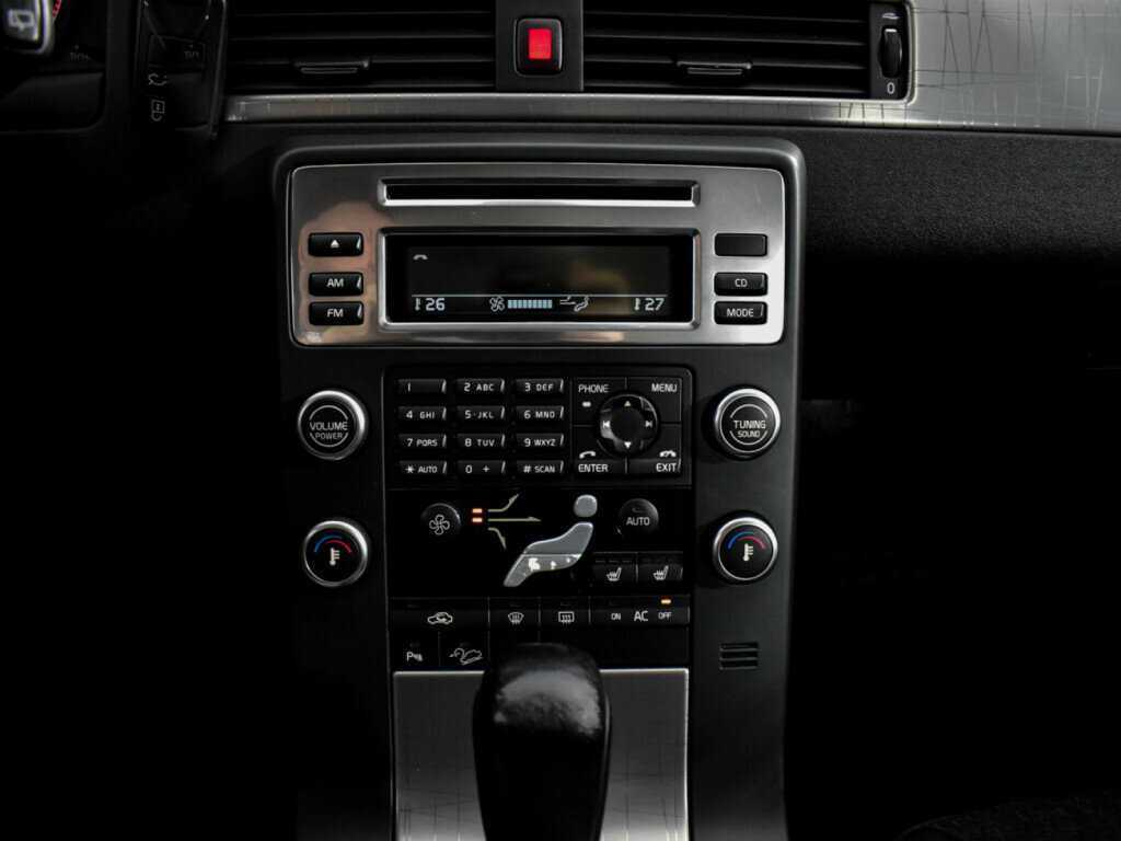 Volvo XC70 с пробегом — 2008 год. Фото: #13