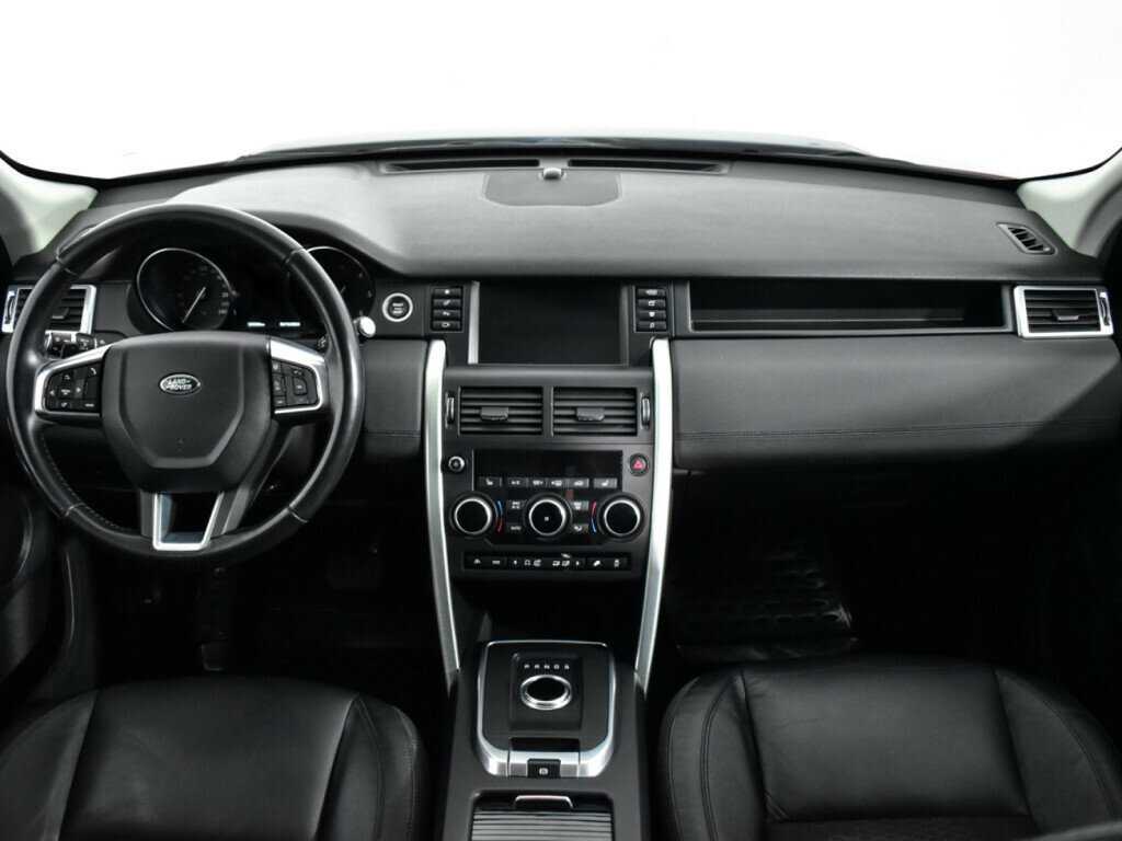 Land Rover Discovery Sport с пробегом — 2017 год. Фото: #11