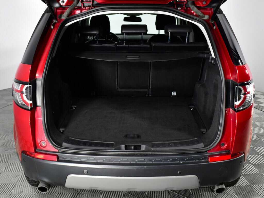 Land Rover Discovery Sport с пробегом — 2017 год. Фото: #17