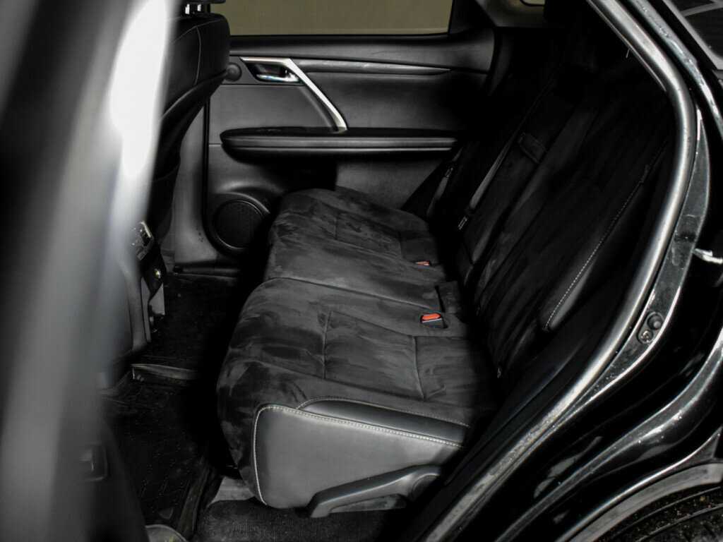 Lexus RX с пробегом — 2016 год. Фото: #10