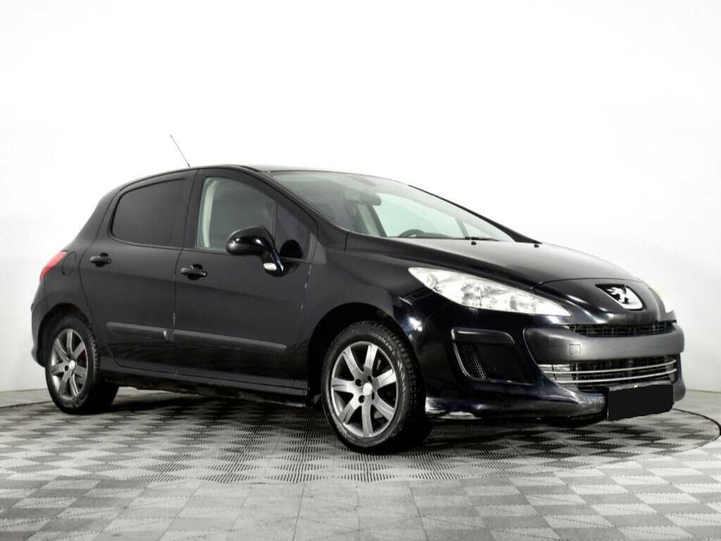 Peugeot 308 с пробегом — 2011 год. Фото: #2