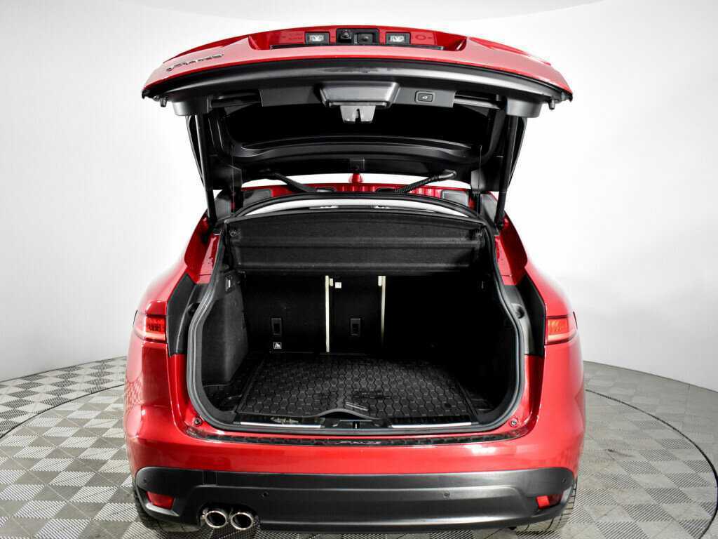 Jaguar F-Pace с пробегом — 2017 год. Фото: #8