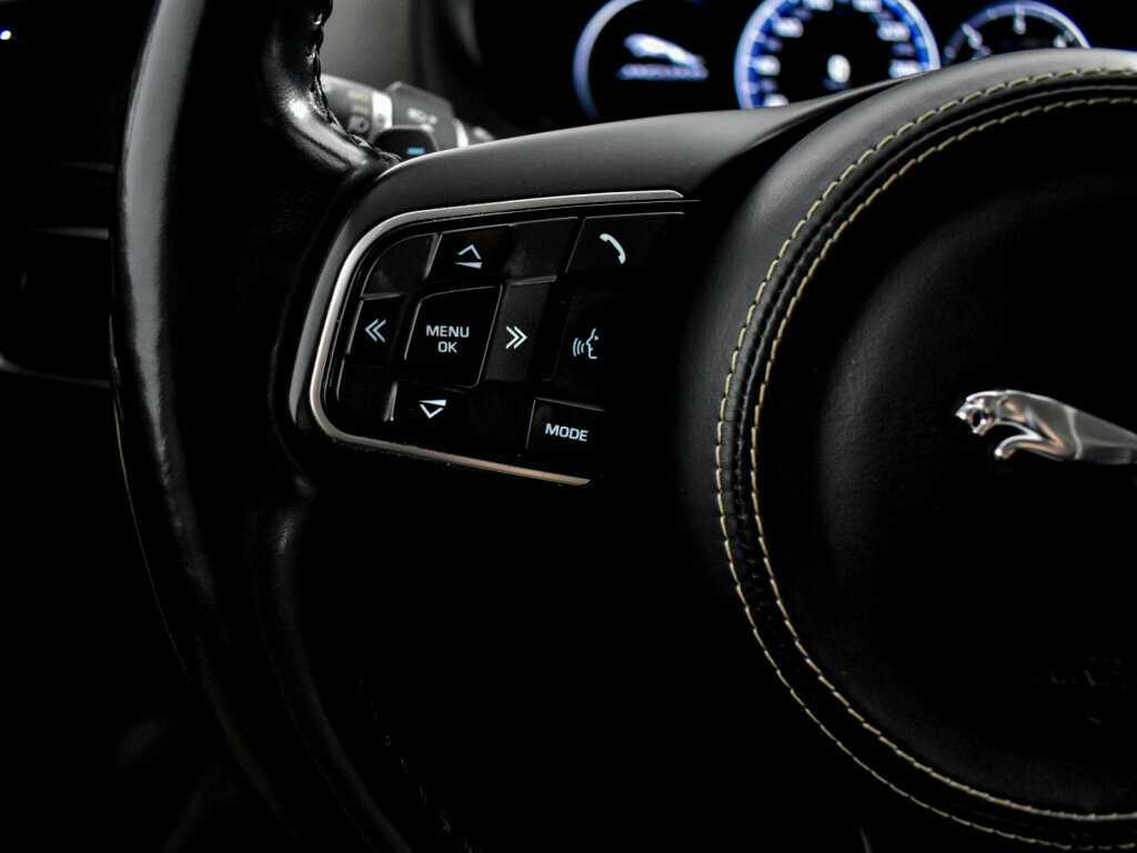 Jaguar F-Pace с пробегом — 2017 год. Фото: #16