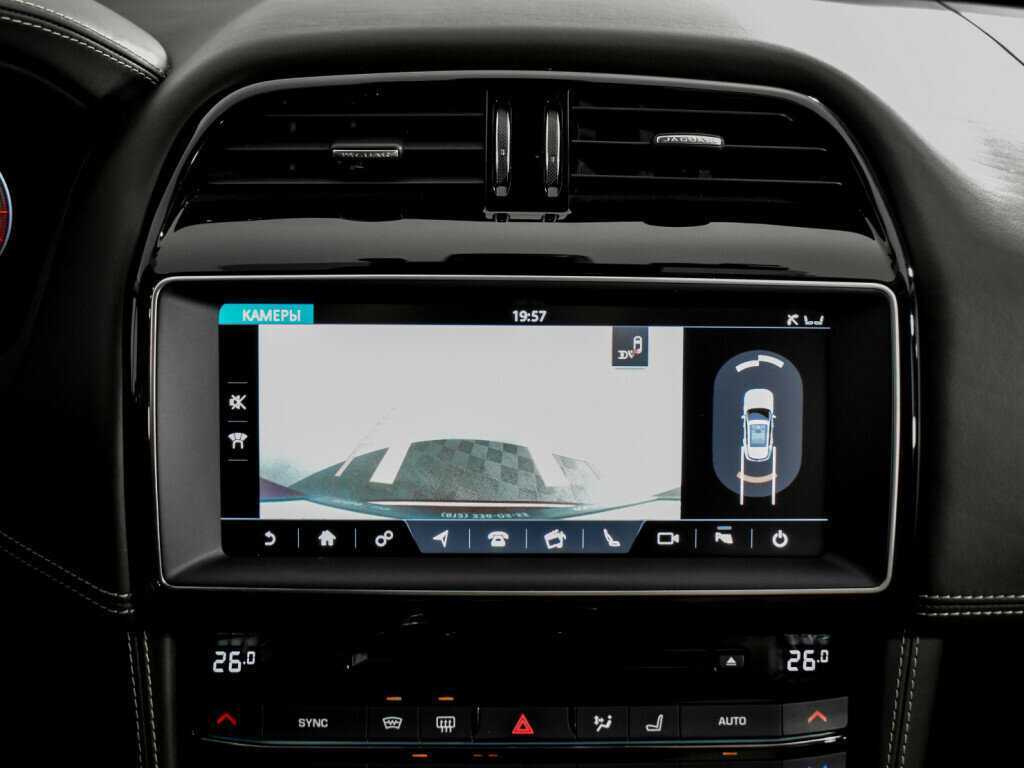 Jaguar F-Pace с пробегом — 2017 год. Фото: #20