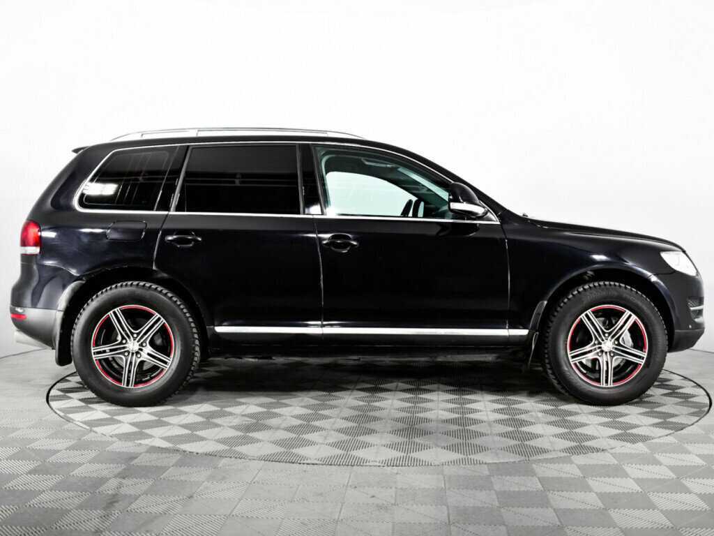 Volkswagen Touareg с пробегом — 2007 год. Фото: #3