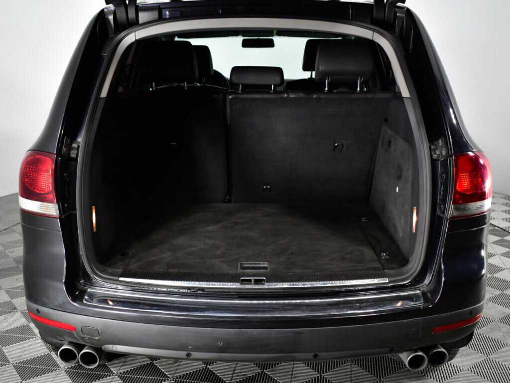 Volkswagen Touareg с пробегом — 2007 год. Фото: #15