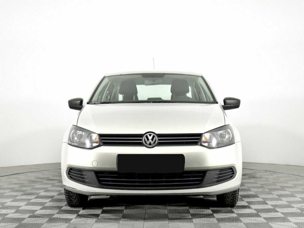 Volkswagen Polo с пробегом — 2011 год. Фото: #1