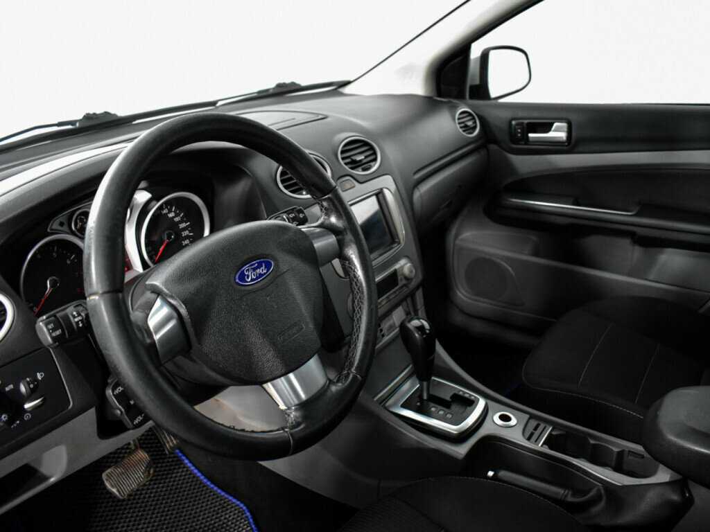 Ford Focus с пробегом — 2010 год. Фото: #8