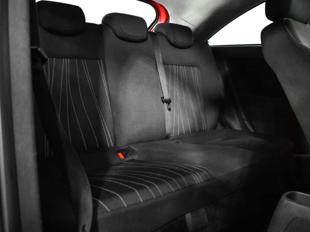 Opel Corsa с пробегом — 2008 год. Фото: #9