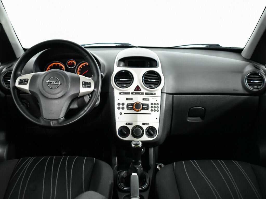 Opel Corsa с пробегом — 2008 год. Фото: #11