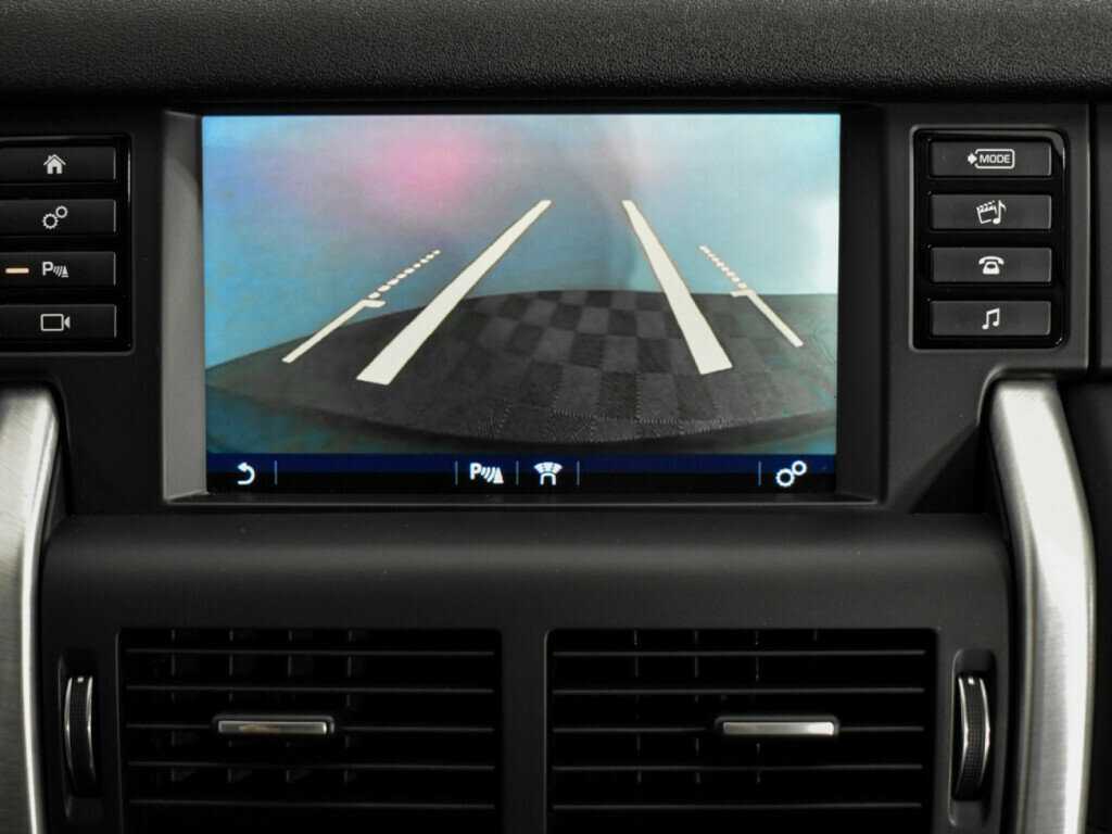 Land Rover Discovery Sport с пробегом — 2018 год. Фото: #19