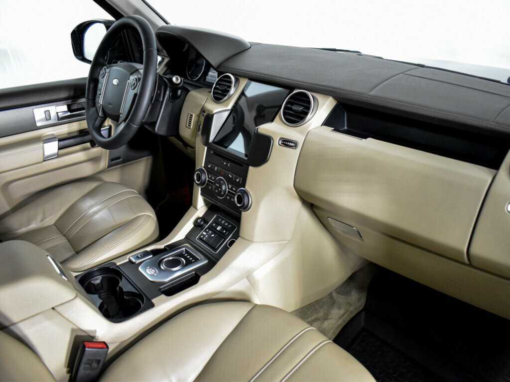 Land Rover Discovery с пробегом — 2014 год. Фото: #12