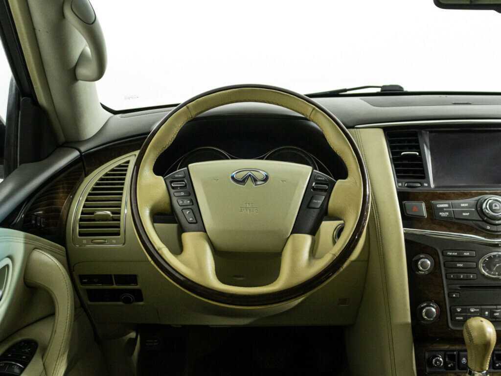 Infiniti QX80 с пробегом — 2013 год. Фото: #21