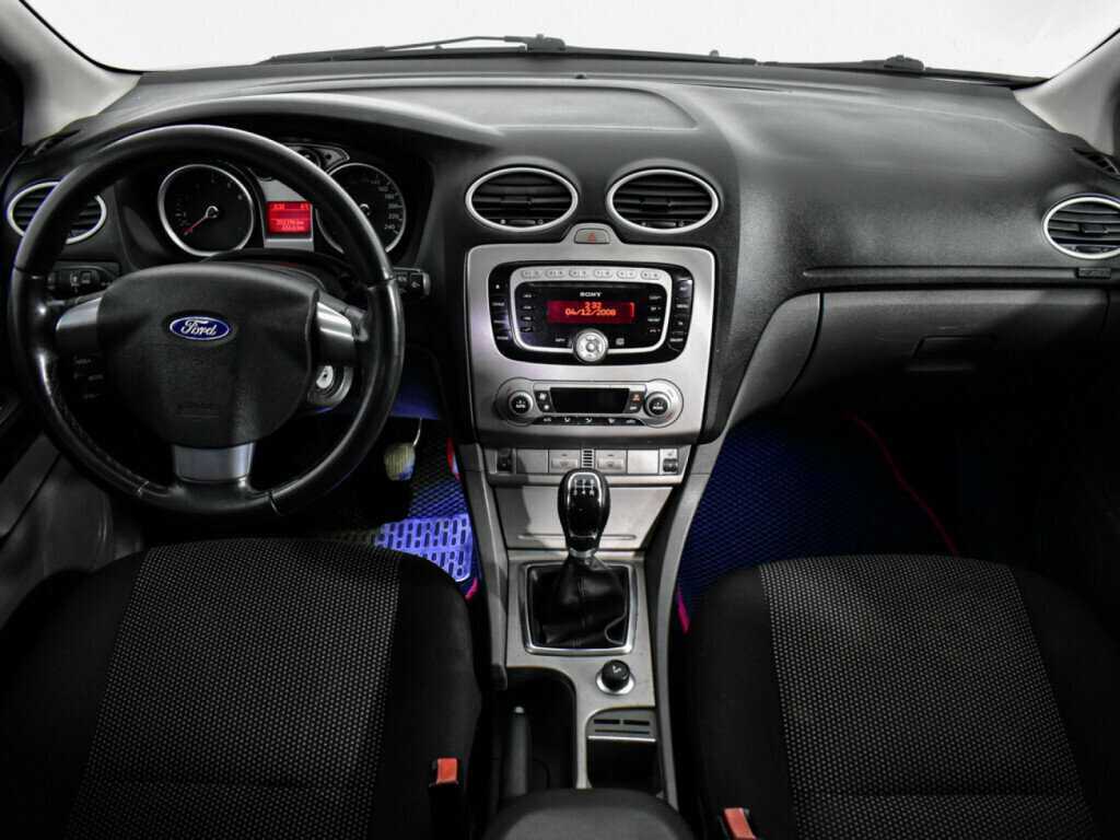 Ford Focus с пробегом — 2008 год. Фото: #13