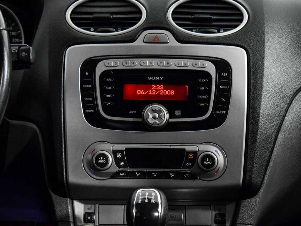 Ford Focus с пробегом — 2008 год. Фото: #17