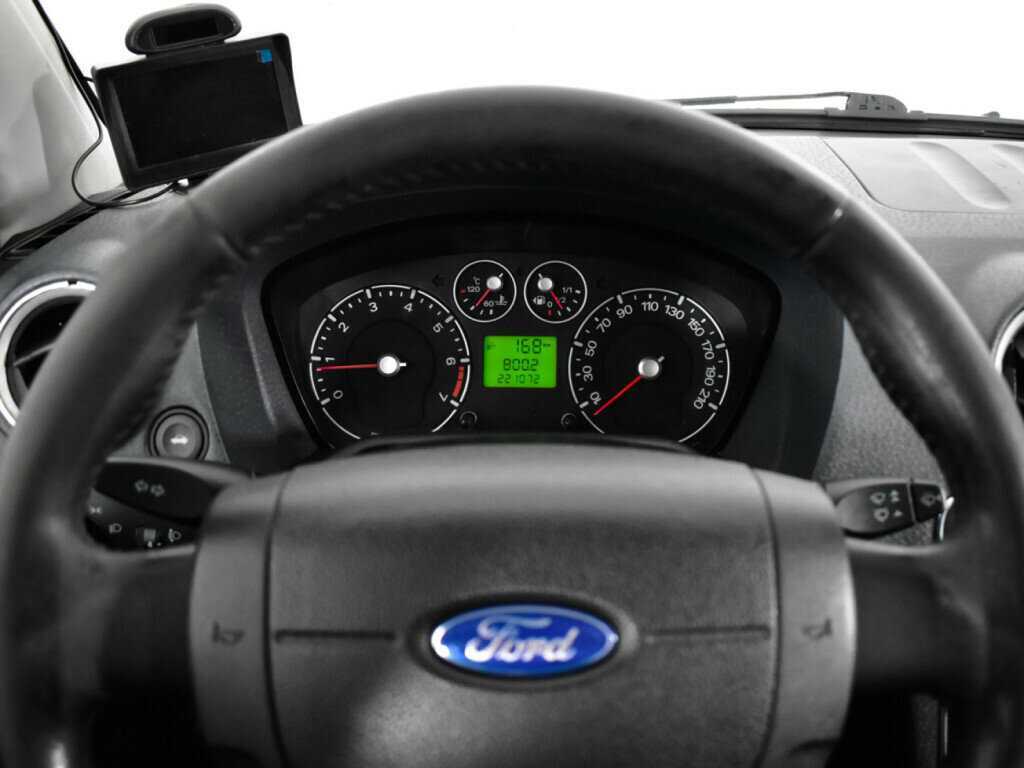 Ford Fusion с пробегом — 2007 год. Фото: #8