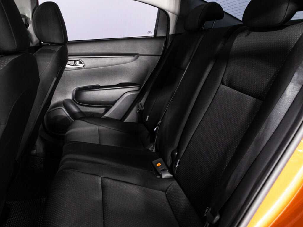 Kia Rio с пробегом — 2021 год. Фото: #9