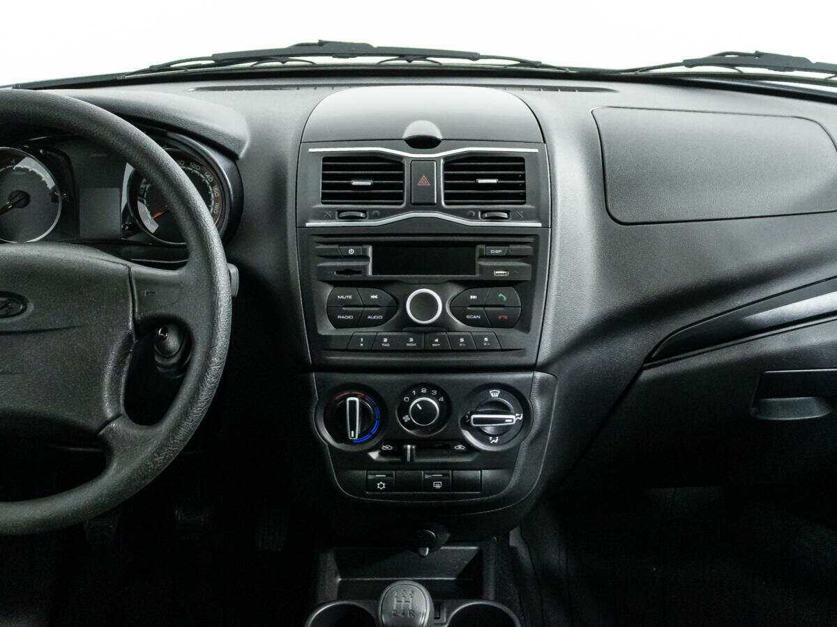 Lada (ВАЗ) Granta с пробегом — 2023 год. Фото: #13