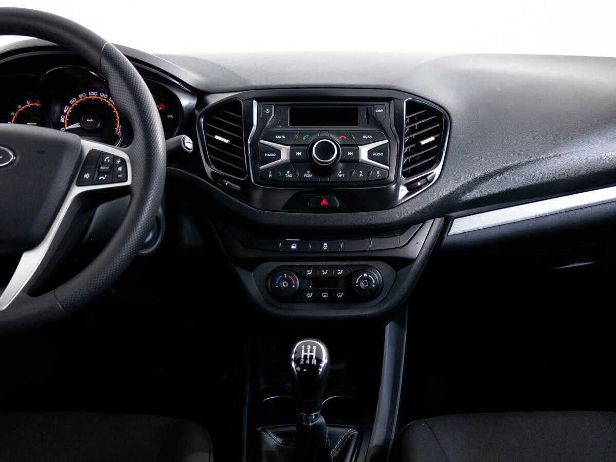 Lada (ВАЗ) Vesta с пробегом — 2022 год. Фото: #12