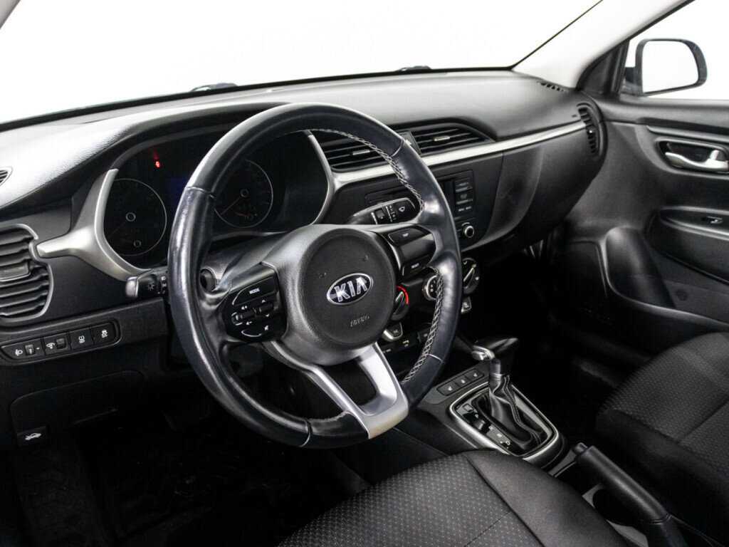 Kia Rio с пробегом — 2020 год. Фото: #10