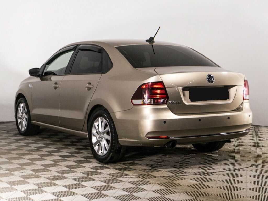 Volkswagen Polo с пробегом — 2018 год. Фото: #6
