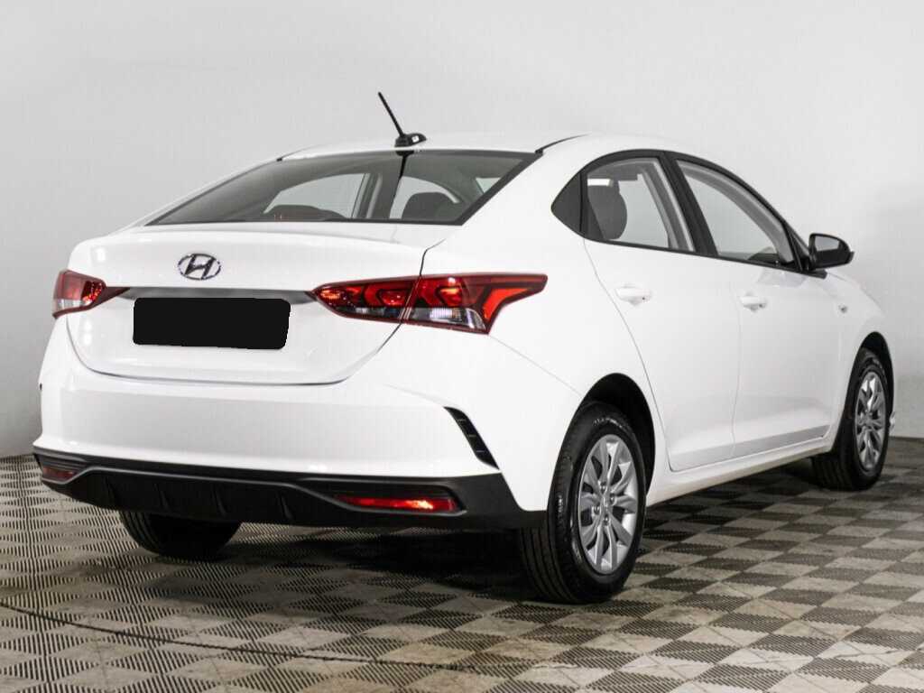 Hyundai Solaris с пробегом — 2021 год. Фото: #4