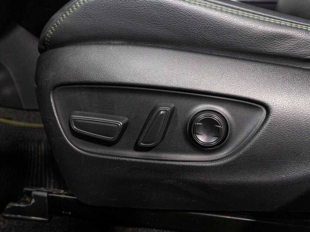 Toyota RAV4 с пробегом — 2022 год. Фото: #14