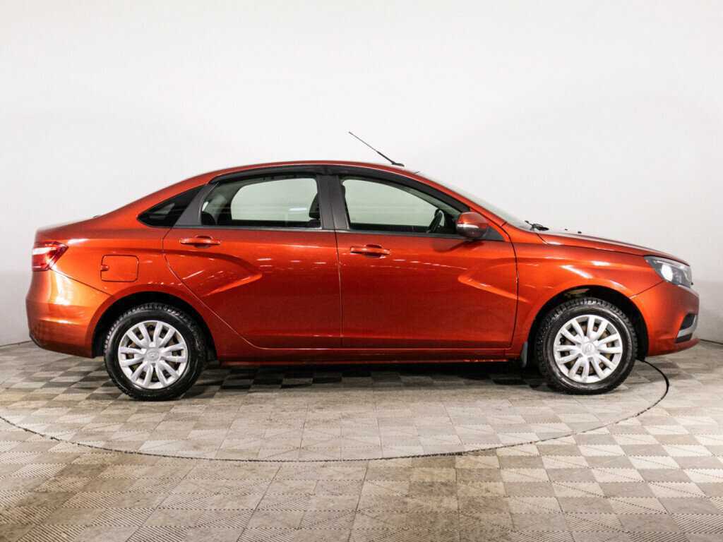 Lada (ВАЗ) Vesta с пробегом — 2017 год. Фото: #3