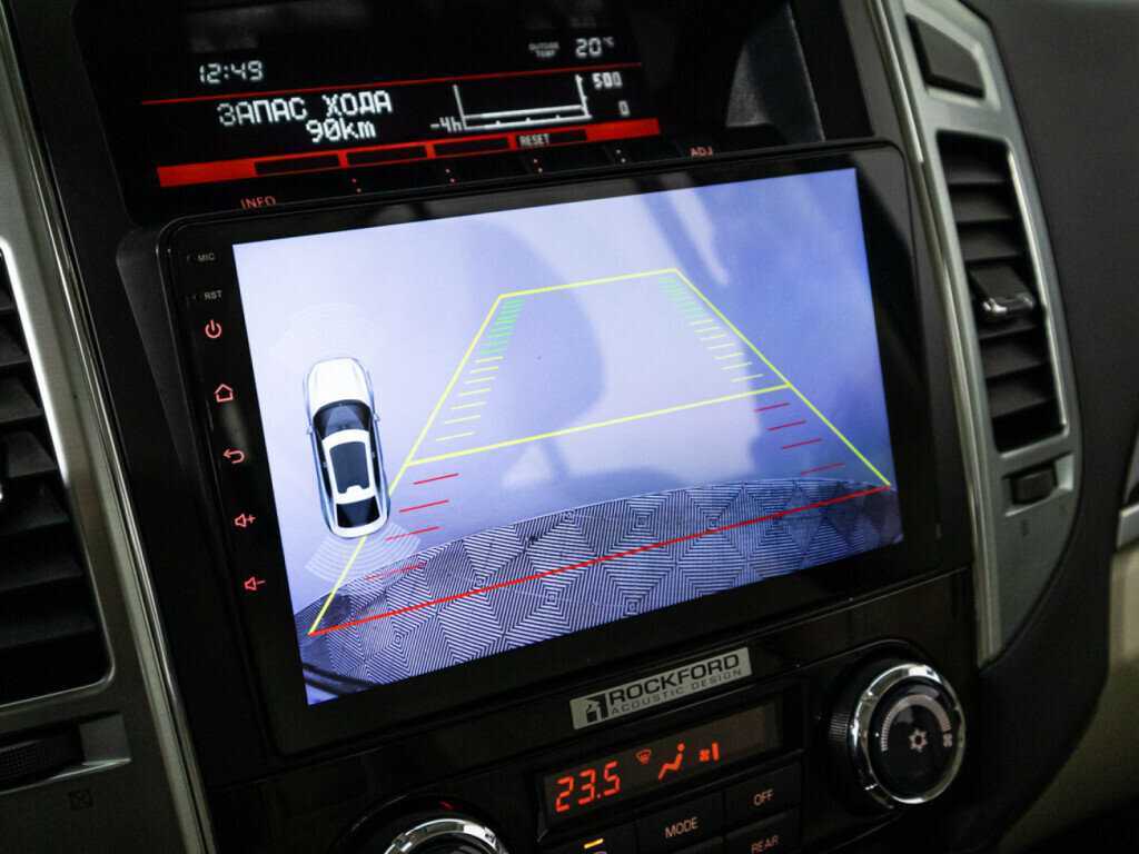 Mitsubishi Pajero с пробегом — 2019 год. Фото: #14