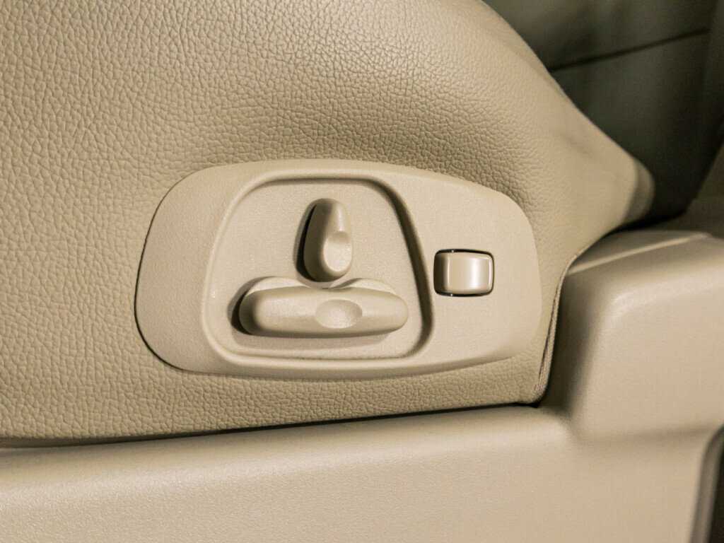 Mitsubishi Pajero с пробегом — 2019 год. Фото: #17