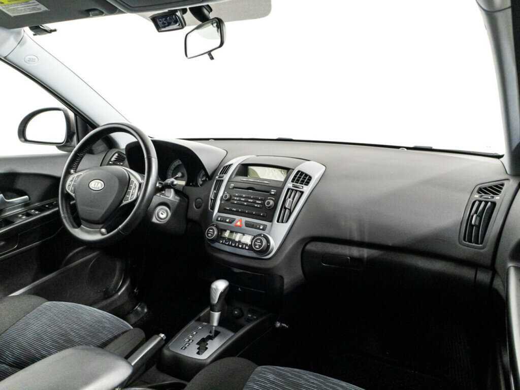 Kia Ceed с пробегом — 2007 год. Фото: #8