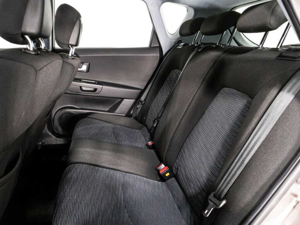 Kia Ceed с пробегом — 2007 год. Фото: #9