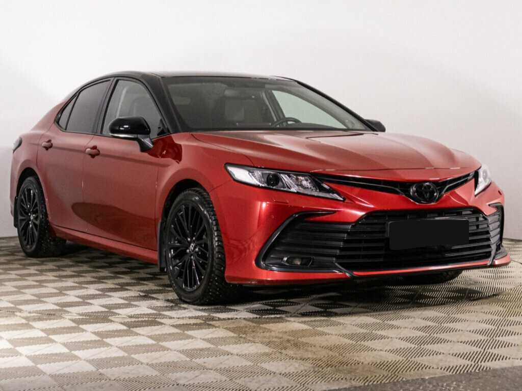 Toyota Camry с пробегом — 2021 год. Фото: #2