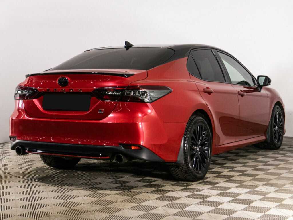 Toyota Camry с пробегом — 2021 год. Фото: #4