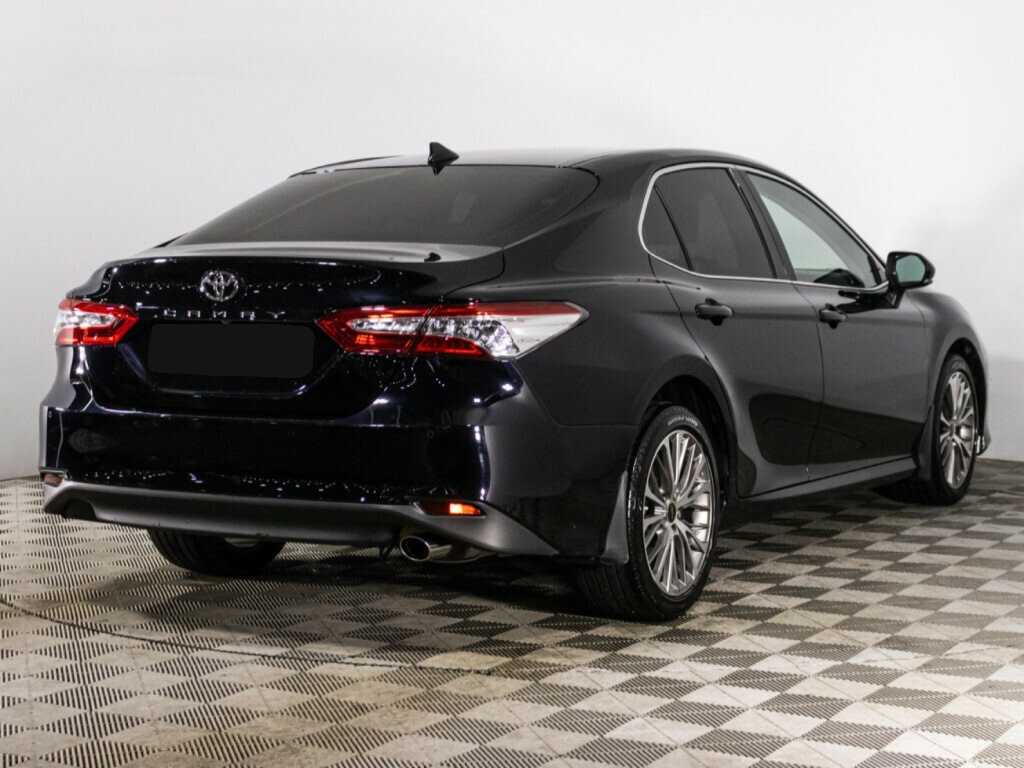 Toyota Camry с пробегом — 2021 год. Фото: #4