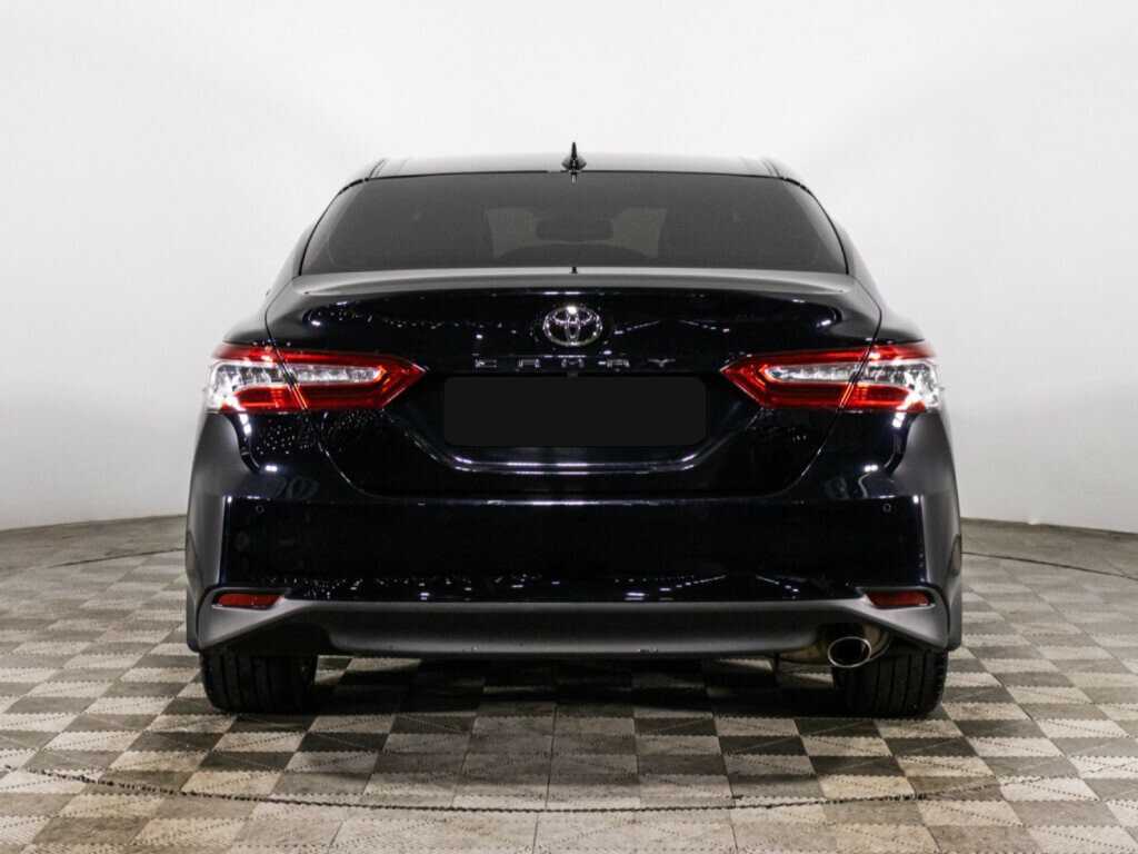 Toyota Camry с пробегом — 2021 год. Фото: #5